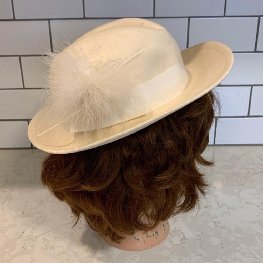 Vintage Betmar Cream Wool Union Made Fedora